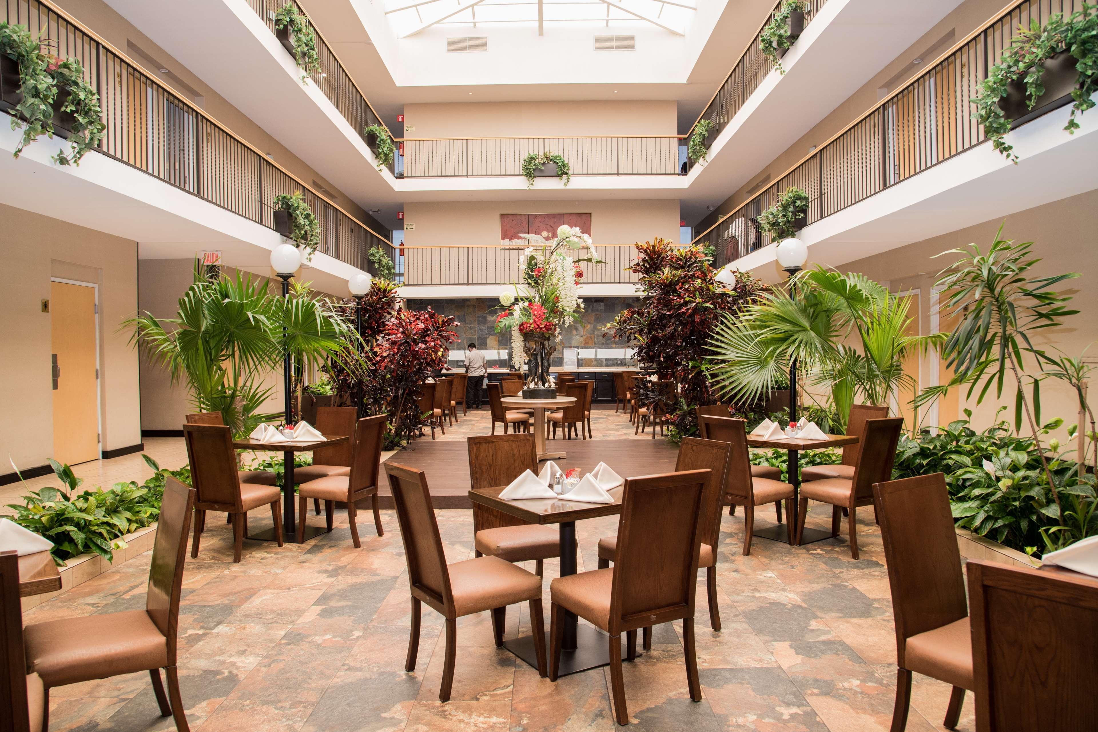 Best Western Plus Monterrey Airport Apodaca Exterior photo