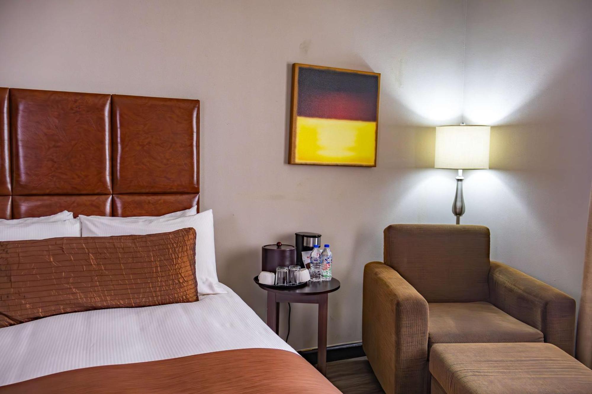 Best Western Plus Monterrey Airport Apodaca Exterior photo